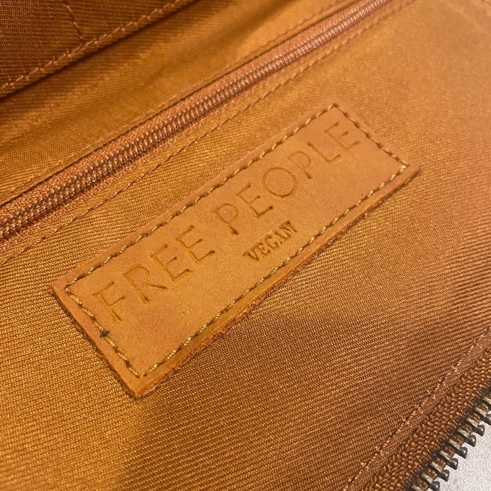 NWOT Free People Brown Cognac Vegan Leather Wallet - Picture 9 of 11